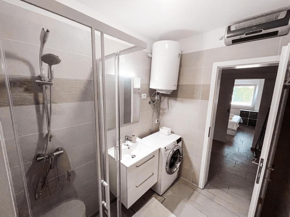 Riad Apartments Zgornje Skofije ภายนอก รูปภาพ