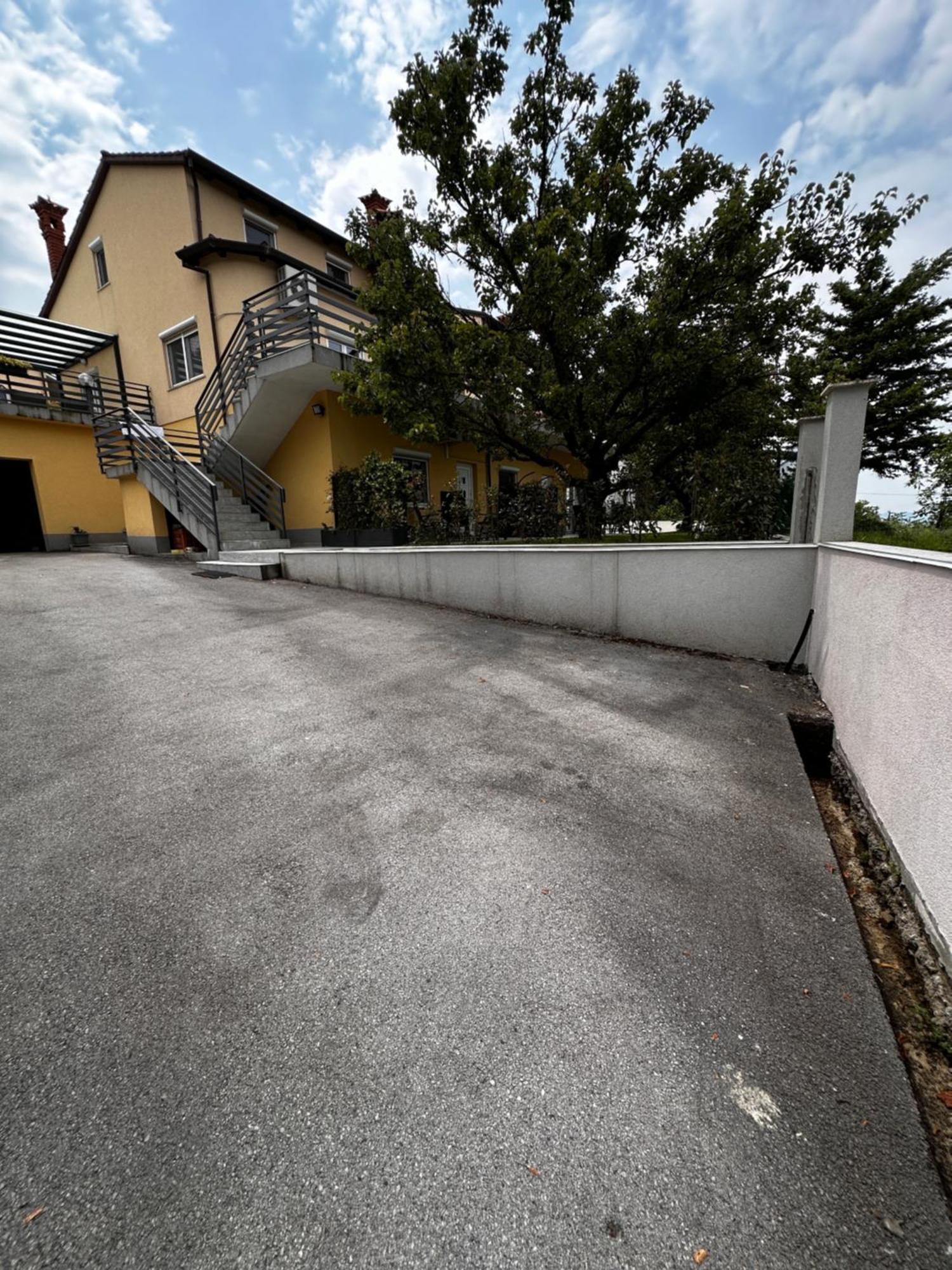 Riad Apartments Zgornje Skofije ภายนอก รูปภาพ